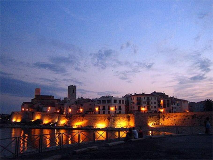 Ravissant Studio Au Coeur Du Vieil Antibes Buitenkant foto
